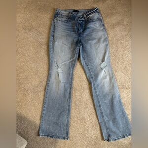 Distressed Maurice’s Blue Jeans size 12 regular